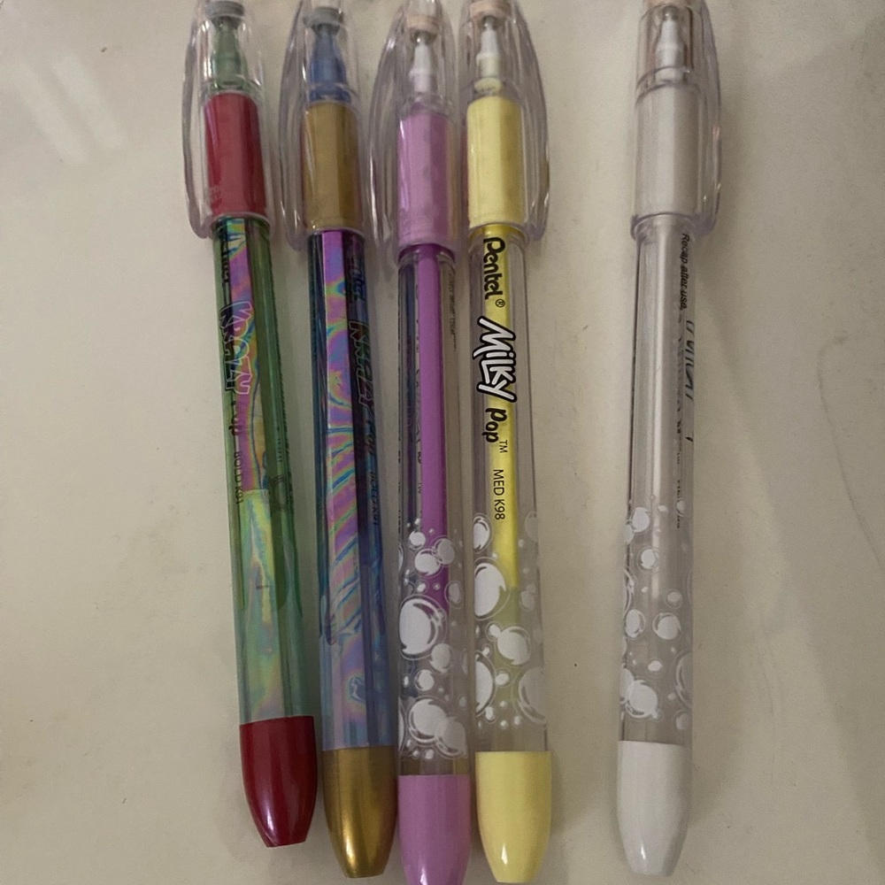 Set of pentel pens
